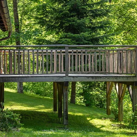 Lodge Pocitniska Hisa Koca Dobnik Lovrenc na Pohorju