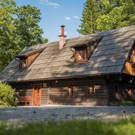 Lodge Pocitniska Hisa Koca Dobnik Lovrenc na Pohorju
