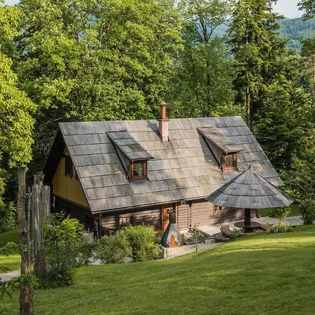 Lodge Pocitniska Hisa Koca Dobnik